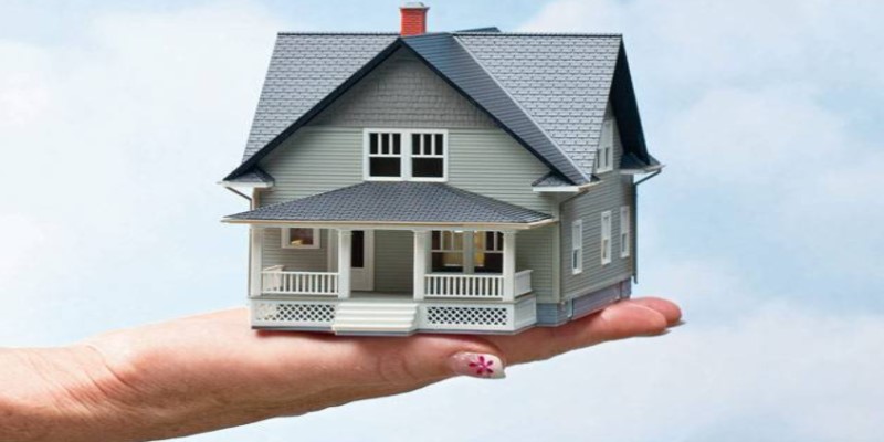 Vastu tips for Home: घर बांधताना 'हे' वास्तु नियम लक्षात ठेवा, नाहीतर कर्जात बुडाल!