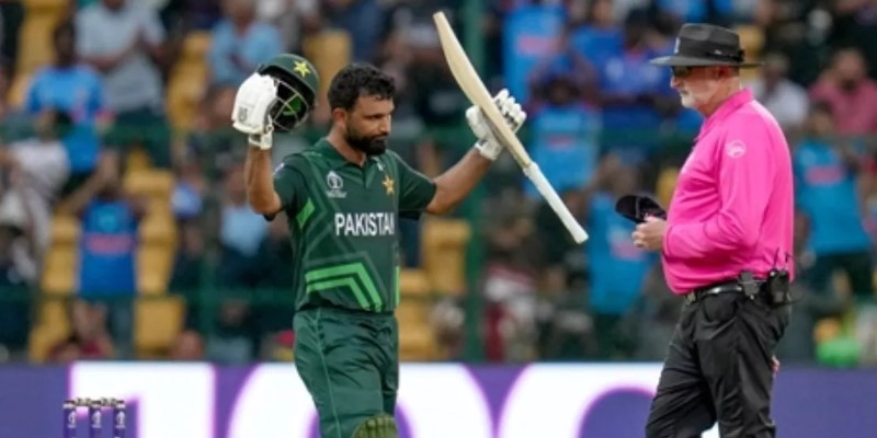 पावसाचा पाकिस्तानला फायदा! ४०१ धावांच्या आव्हानानंतर २०० धावा करुनही मिळवला विजय