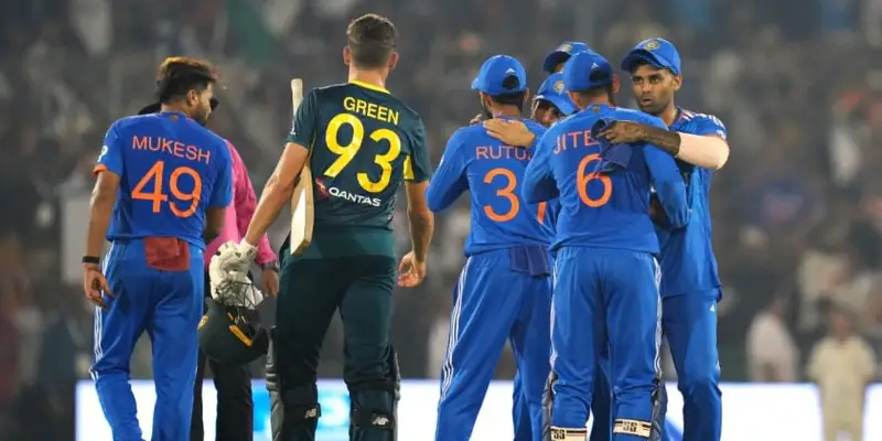 IND vs AUS: टीम इंडियाने ऑस्ट्रेलियाचा 20 धावांनी पराभव केला, मालिकेत 3-1 अशी घेतली आघाडी