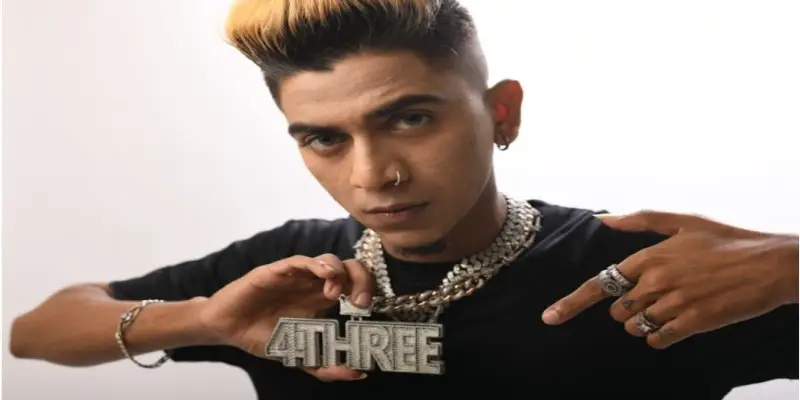 विजय डीकेच्या नुकत्याच रिलीज झालेल्या '4Three4Life' अल्बमला मिळतोय युथ प्रेक्षकांकडून प्रचंड प्रतिसाद
