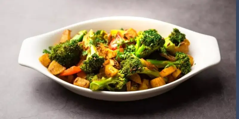 Paneer Broccoli Recipe | प्रथिने आणि खनिजांनी समृद्ध आहे पनीर-ब्रोकोली, जाणून घ्या स्नॅक म्हणून बनवण्याची रेसिपी