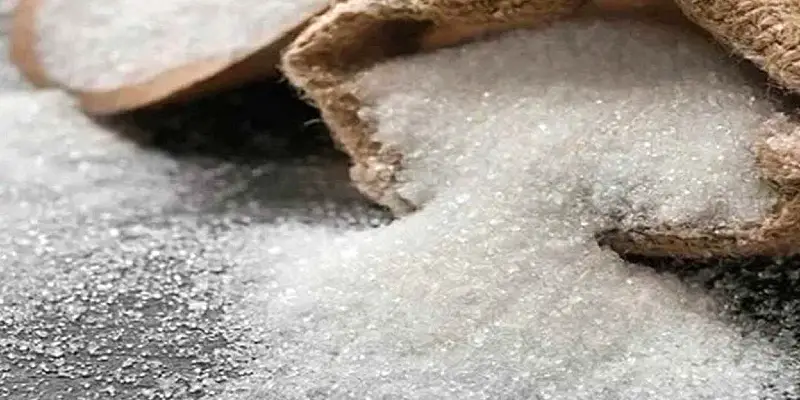 sugar production | राज्यातील साखरेच्या उत्पादनात गेल्या वर्षीच्या तुलनेत सुमारे ७२ लाख क्विंटलने घट