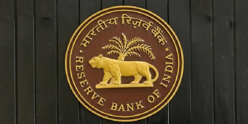 Reserve Bank of India | गेल्या वर्षी 2 लाख कोटींहून अधिक कमाई केली, रिझर्व्ह बँक नेमके पैसे कसे कमावते?
