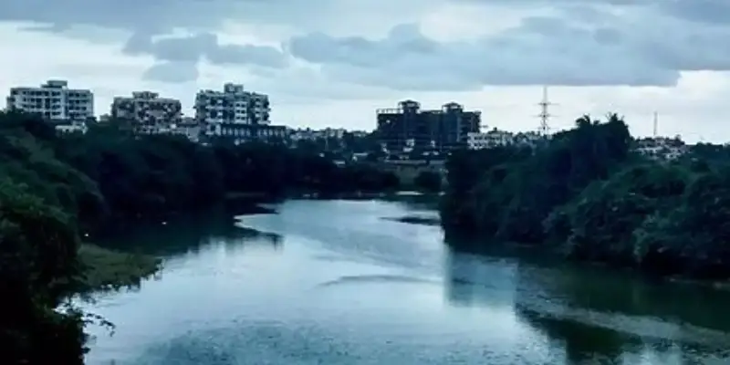 Pavana River : चिंचवड शहरात पवना नदी स्वच्छता अभियान आणि प्लास्टिक मुक्तीचे प्रयत्न