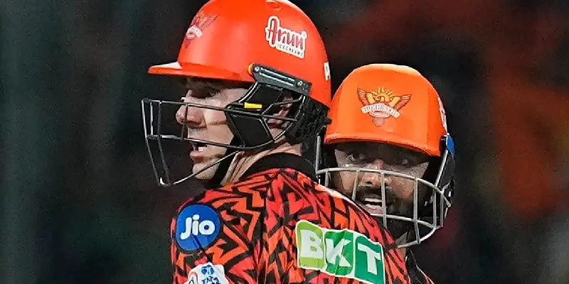 IPL 2025 | 'या' खेळाडूंवर आयपीएलमध्ये 2 वर्षांची बंदी लागण्याची शक्यता, सर्वच संघ चिंतेत!