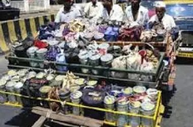 मुंबईतील डबे घेणाऱ्यांसाठी महत्त्वाची बातमी, 'हे' ६ दिवस करावी लागणार जेवणाची सोय